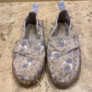 Toddler Toms t11 purple moon stars clouds Velcro closure slip ons rubber soles